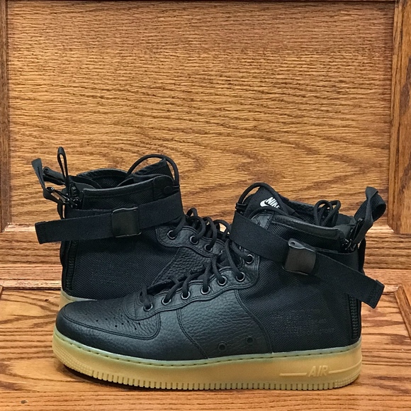 nike air force 1 mid black gum